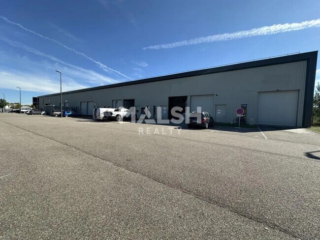 Plus de détails pour Bureau, Local d'activités à louer