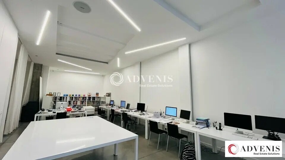 Bureau dans Bordeaux à louer - Photo de l’immeuble – Image 2 sur 9