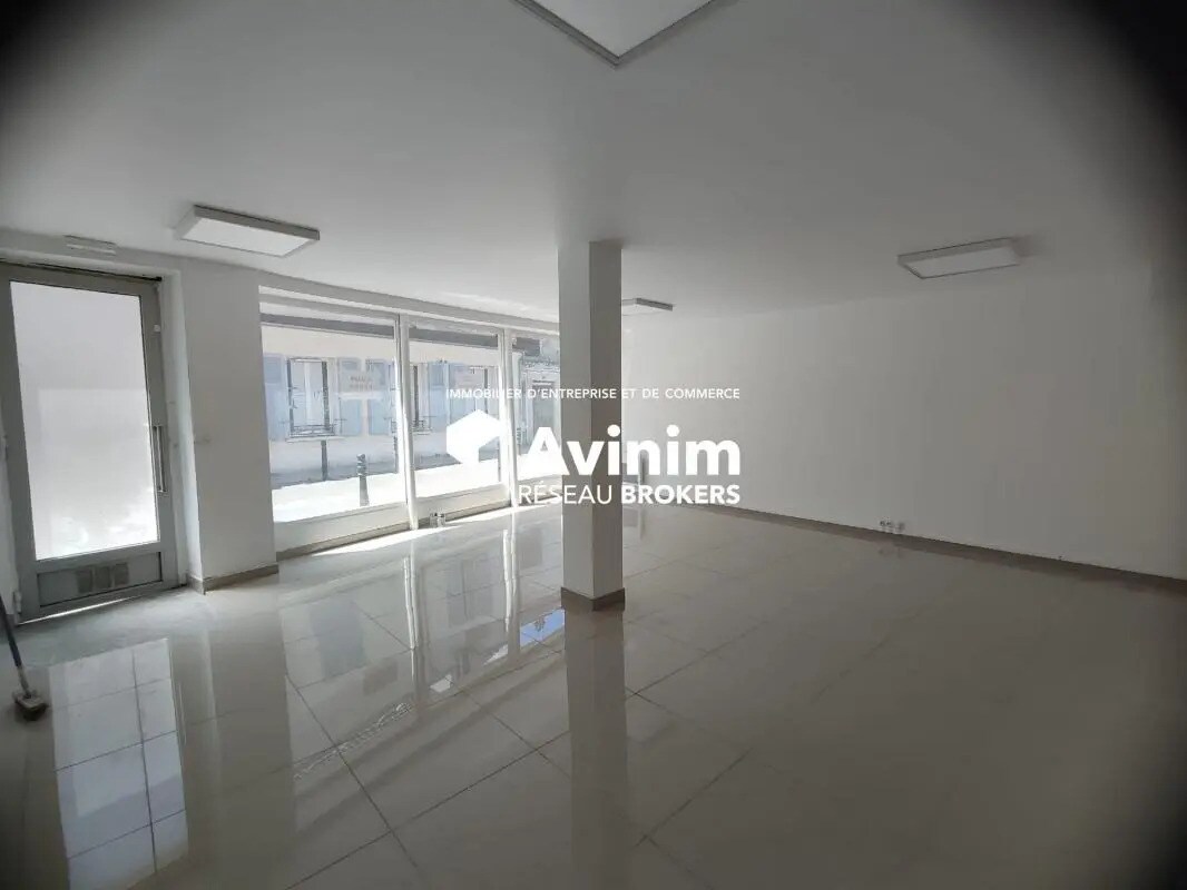 Bureau dans Gonesse à louer Photo intérieure– Image 1 sur 3