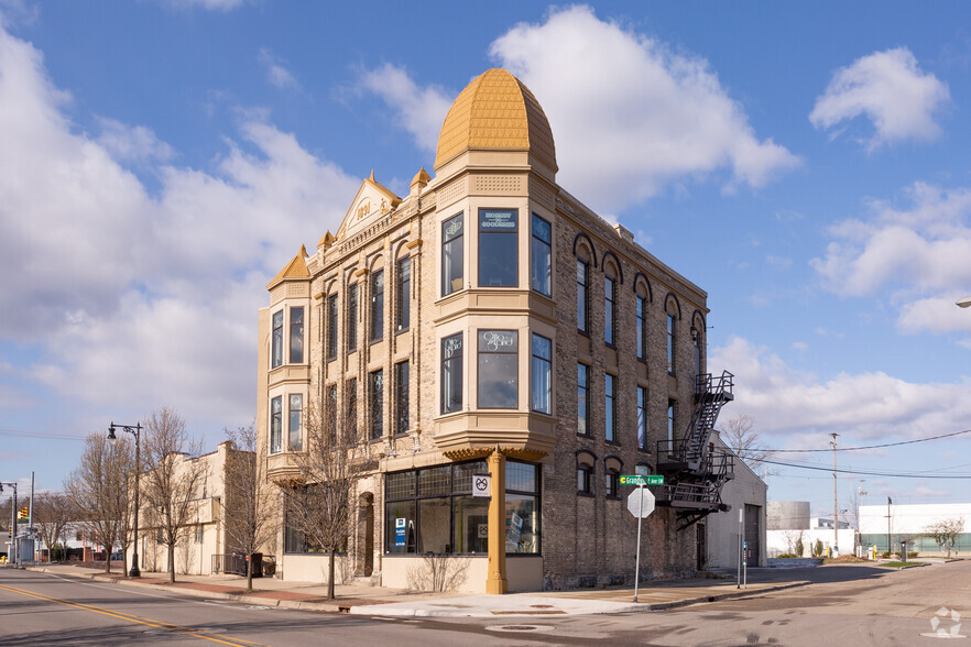 333 Cesar E Chavez Ave SW, Grand Rapids, MI à louer - Photo principale – Image 1 sur 8