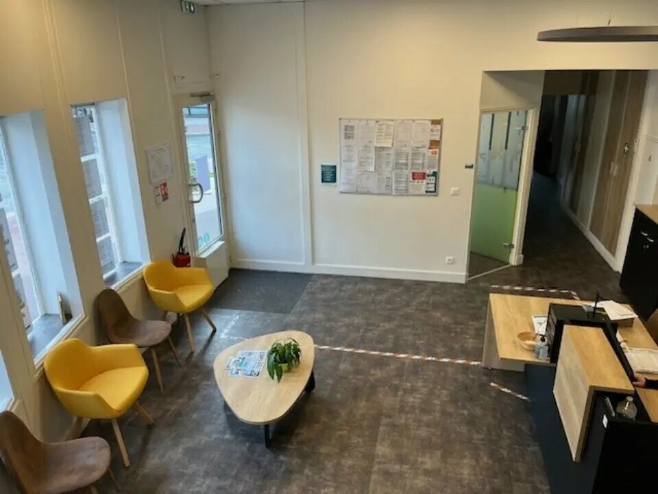 Local commercial dans Elbeuf à vendre Photo intérieure– Image 1 sur 6