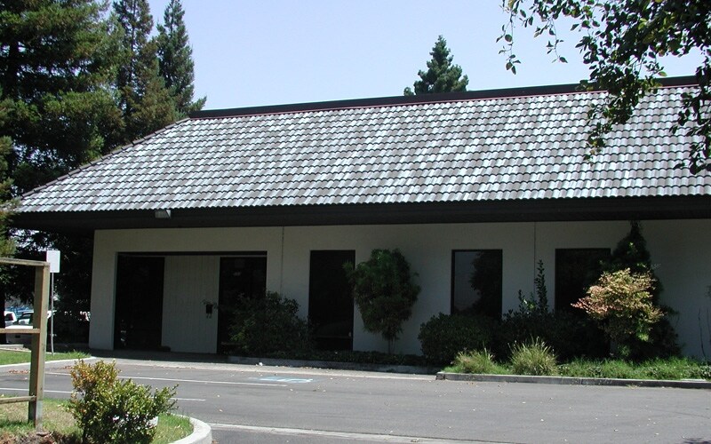 550 Nuttman St, Santa Clara, CA à vendre - Photo de l’immeuble – Image 2 sur 13