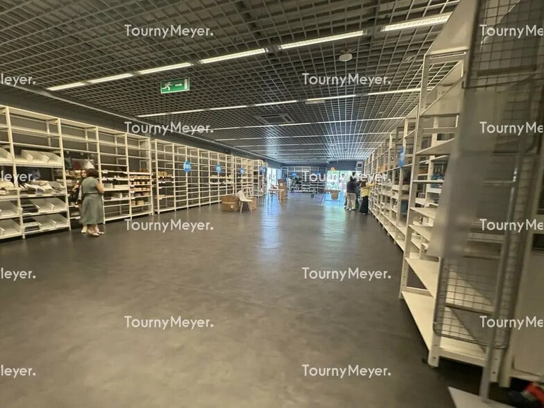Local commercial dans Montauban à louer - Photo de l’immeuble – Image 3 sur 7