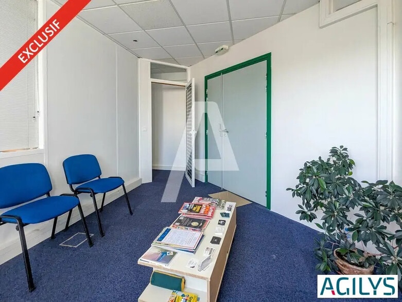 Bureau dans Massy à vendre - Photo intérieure – Image 3 sur 9