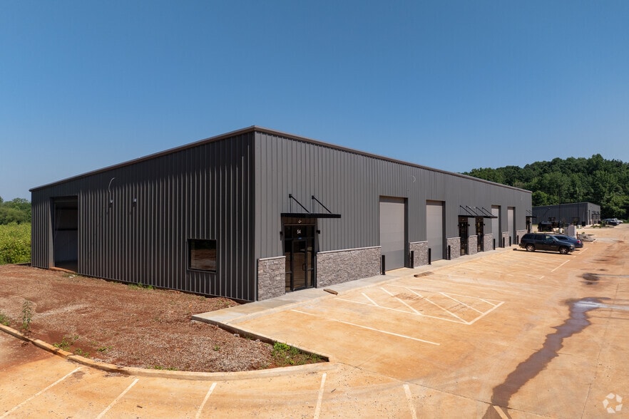 564 Blake Bottom Road, Huntsville, AL à louer - Photo de l’immeuble – Image 2 sur 15