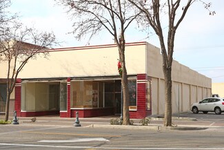 Plus de détails pour 41-43 N Main St, Porterville, CA - Local commercial à louer
