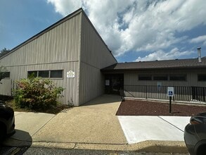 525 Highway 70, Lakewood, NJ à louer Photo de l’immeuble– Image 1 sur 6