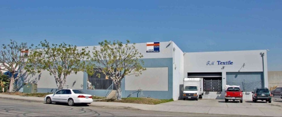 201 W 132nd St, Los Angeles, CA à louer - Photo principale – Image 3 sur 7