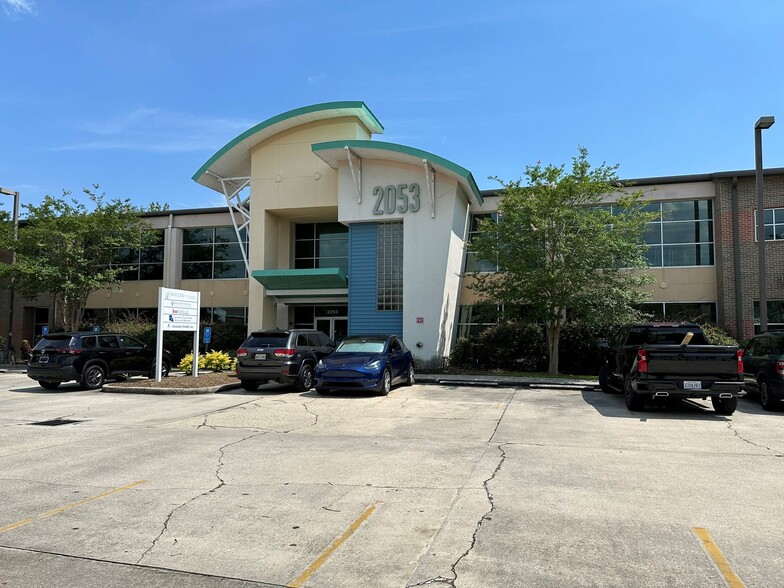 2053 Gause Blvd E, Slidell, LA à louer - Photo de l’immeuble – Image 1 sur 35