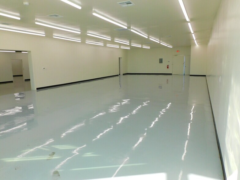 409-413 N Chester Ave, Bakersfield, CA à louer - Photo de l’immeuble – Image 3 sur 7