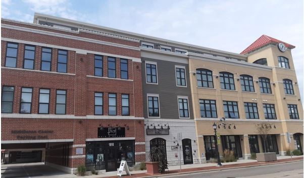 1818 Parmenter St, Middleton, WI à louer Photo principale– Image 1 sur 13