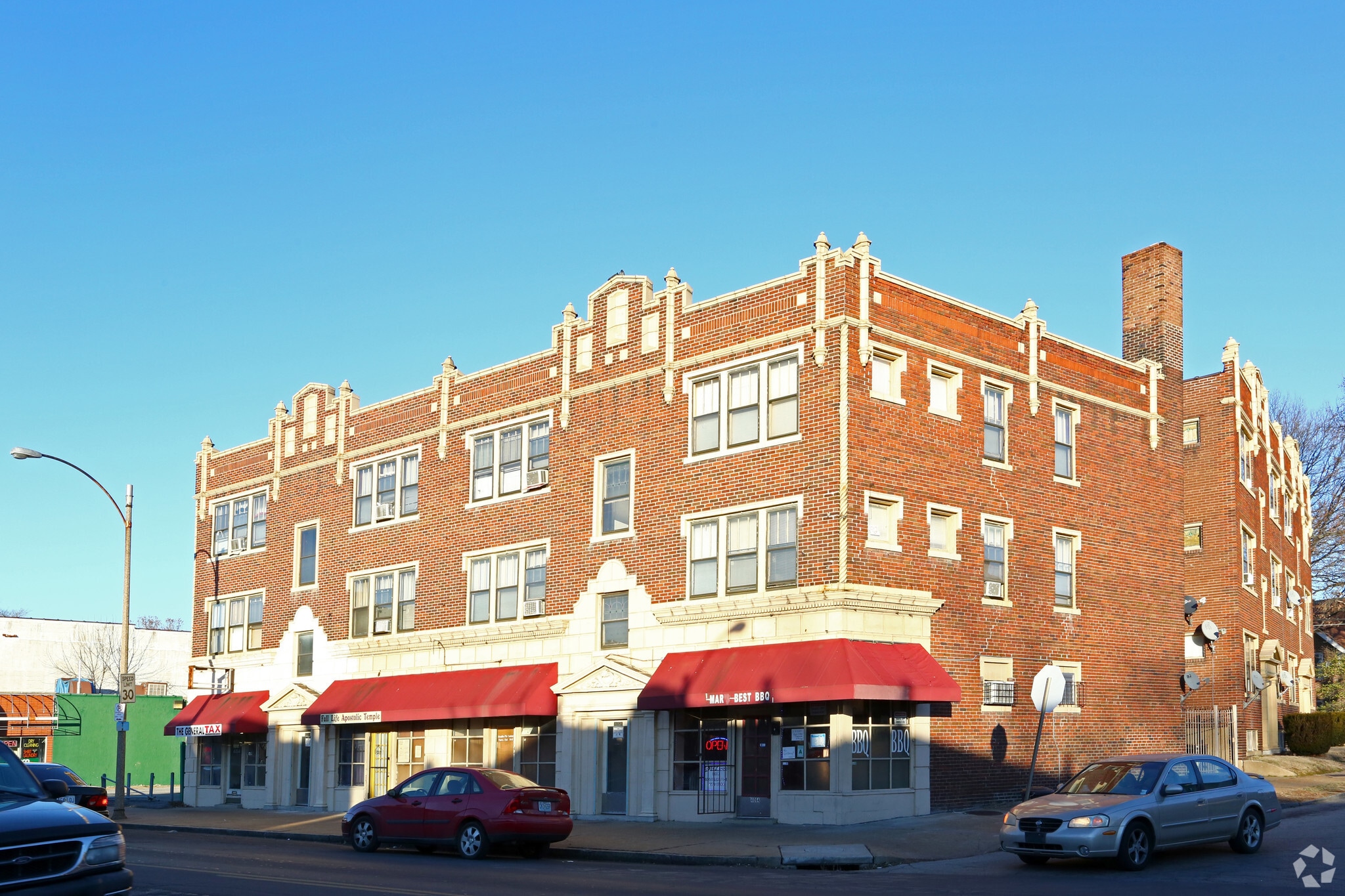 4054 S Grand Blvd, Saint Louis, MO à vendre Photo principale– Image 1 sur 3