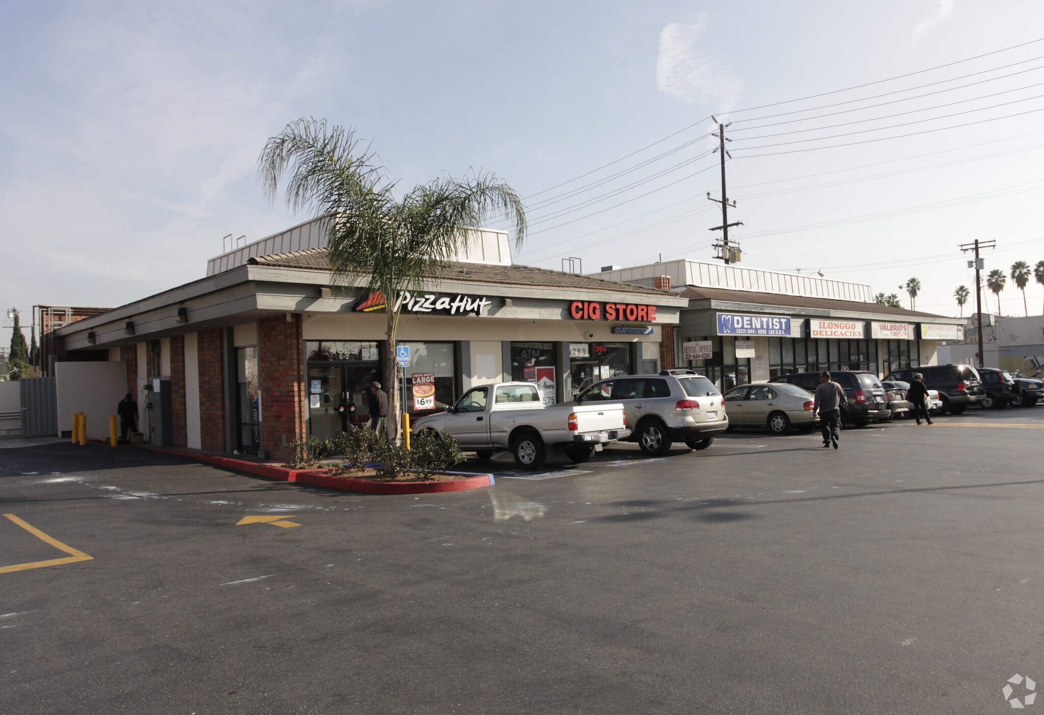 4641 E Santa Monica Blvd, Los Angeles, CA à louer Photo principale– Image 1 sur 4