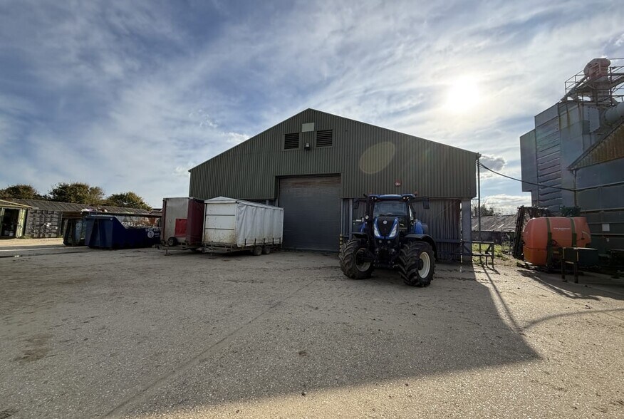 Former Grain Park, Park Farm, Selsey à louer - Photo de l’immeuble – Image 1 sur 1
