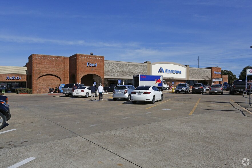 2105-2193 Buckingham Rd, Richardson, TX à louer - Photo principale – Image 1 sur 9