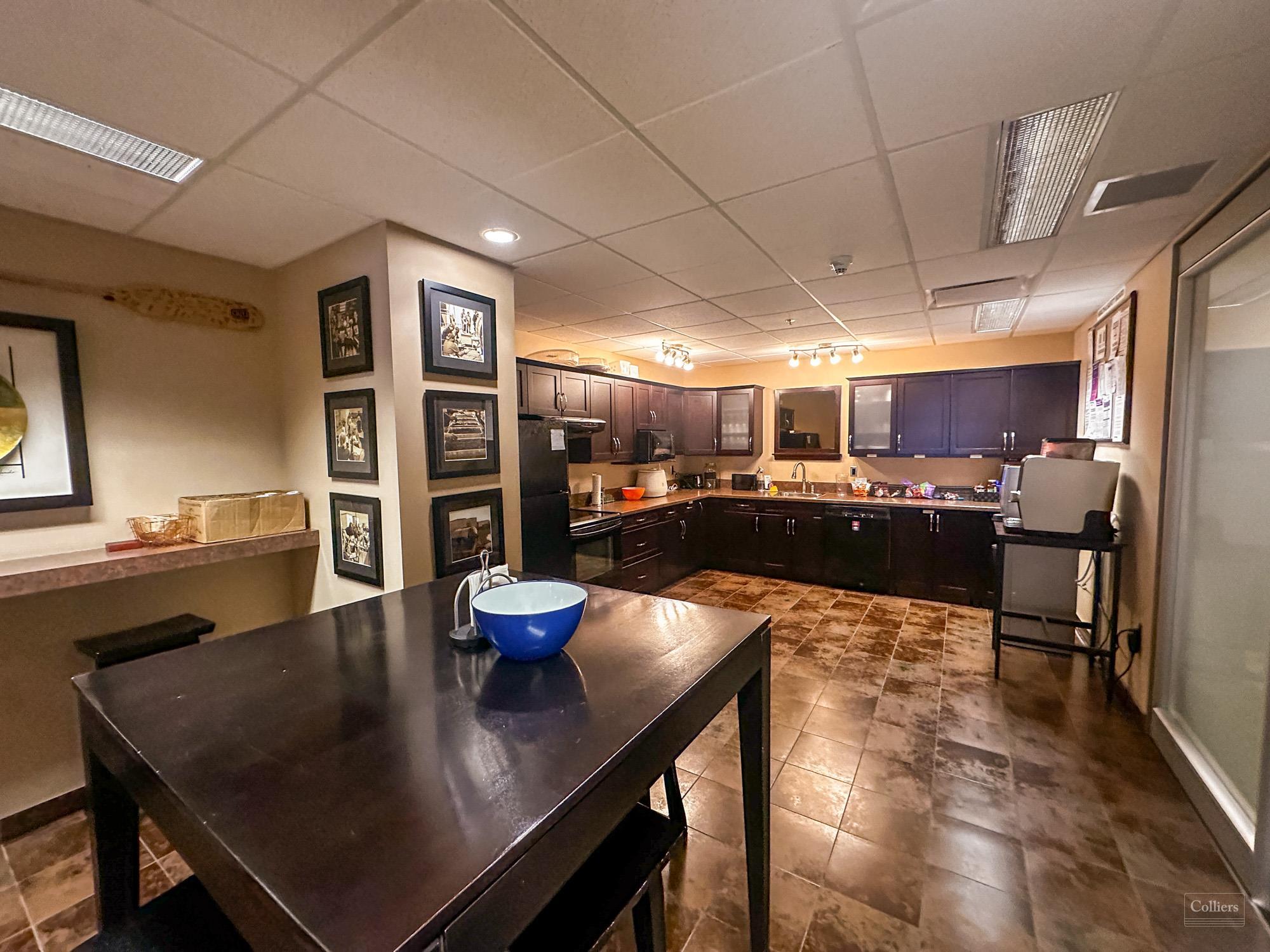 1853 Hamilton St, Regina, SK à louer Photo intérieure– Image 1 sur 18