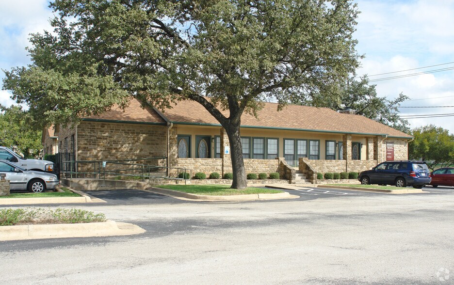 13740 Research Blvd, Austin, TX à louer - Photo principale – Image 1 sur 15