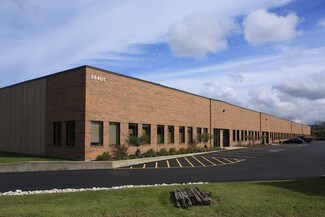 Plus de détails pour 28401 N Ballard Dr, Lake Forest, IL - Industriel/Logistique à louer