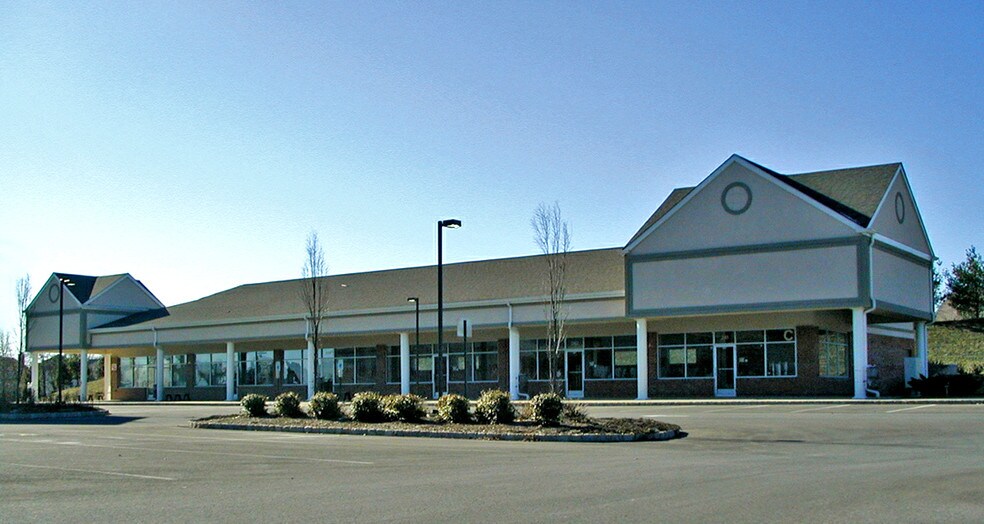 Triangle Rd, Hillsborough, NJ à louer - Photo principale – Image 1 sur 3