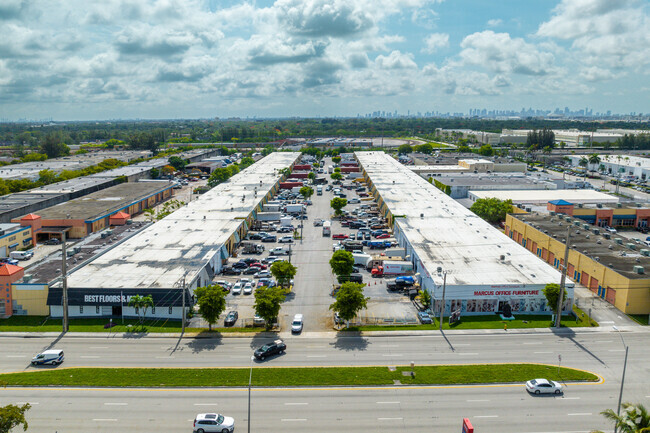 Plus de détails pour 4751-4797 NW 72nd Ave, Miami, FL - Industriel/Logistique à louer