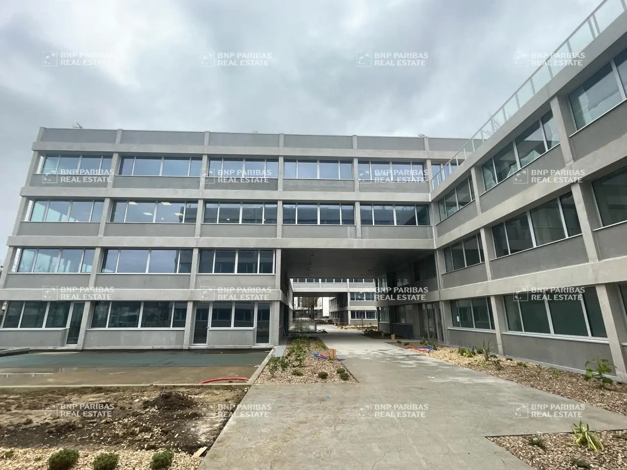 Bureau dans Rennes à louer Photo de l’immeuble– Image 1 sur 10