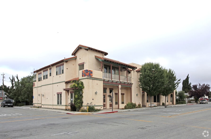 107 The Alameda, San Juan Bautista, CA à louer - Photo principale – Image 1 sur 4