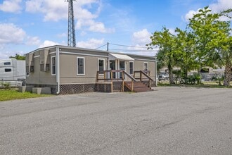 4909 Stepp Ave, Jacksonville, FL à louer Photo intérieure– Image 2 sur 20