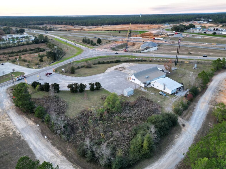 8088 Menge Ave, Pass Christian, MS à louer - Photo de l’immeuble – Image 2 sur 6