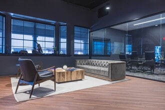 2700 W Anderson Ln, Austin, TX à louer Photo intérieure– Image 1 sur 32