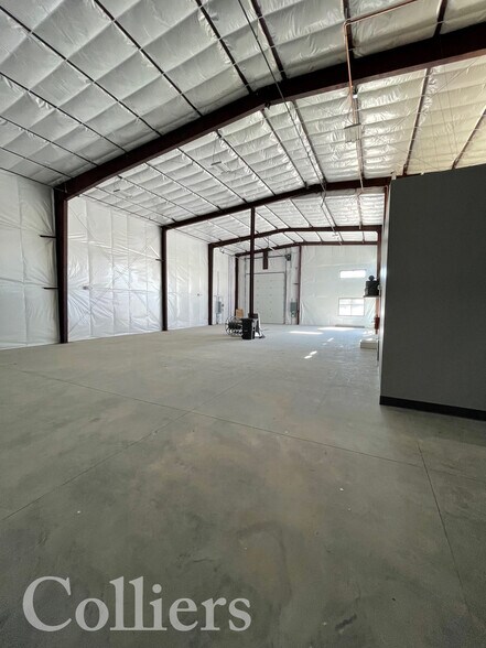 1586 N Debra Dr, Nampa, ID à louer - Photo de l’immeuble – Image 3 sur 8