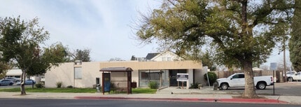 1002 N Douty St, Hanford, CA à louer Photo de l’immeuble– Image 1 sur 3