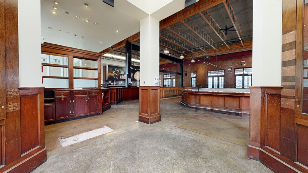 145 S San Fernando Blvd, Burbank, CA à louer - Numérisation 3D Matterport – Image 2 sur 15