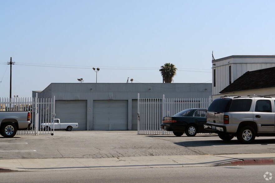 12740 Lakeland Rd, Santa Fe Springs, CA à vendre - Photo de l’immeuble – Image 3 sur 7