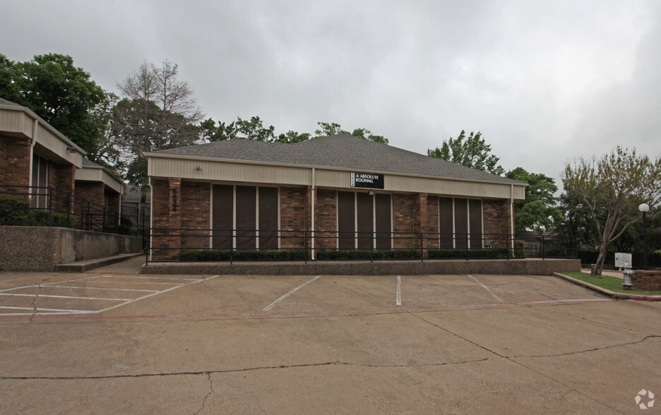 5624 SW Green Oaks Blvd, Arlington, TX à vendre - Photo de l’immeuble – Image 2 sur 2