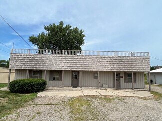 Plus de détails pour 1000-1004 1st Ave E, Newton, IA - Industriel/Logistique à vendre