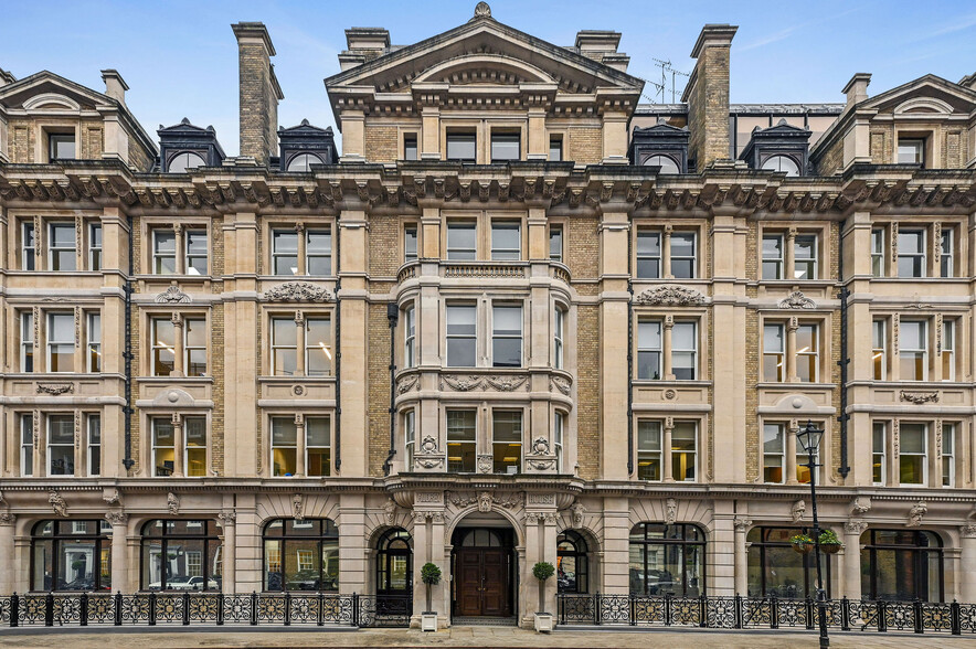 16-20 Ely Pl, Londres à louer - Photo de l’immeuble – Image 2 sur 16