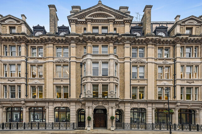 Plus de détails pour 16-20 Ely Pl, Londres - Bureau à louer