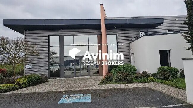 Plus de détails pour Bureau à louer