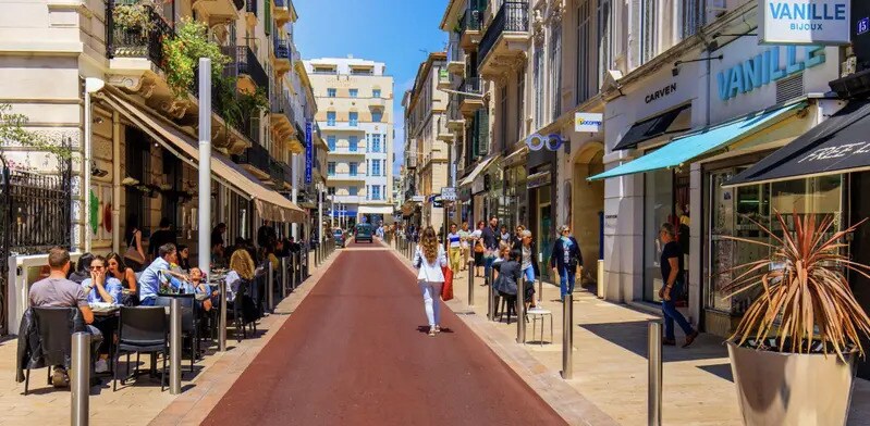 Local commercial dans Cannes à louer Photo de l’immeuble– Image 1 sur 5