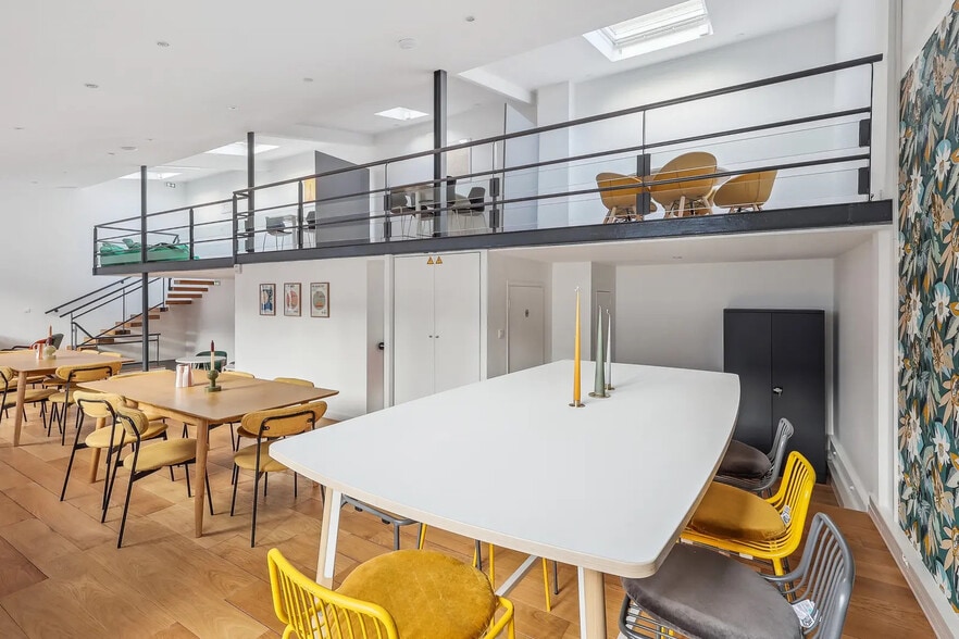 108 Rue Des Dames, Paris à louer - Photo de l’immeuble – Image 2 sur 8