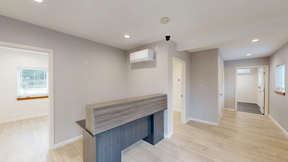 3128 E Evergreen Blvd, Vancouver, WA à louer - Numérisation 3D Matterport – Image 2 sur 7
