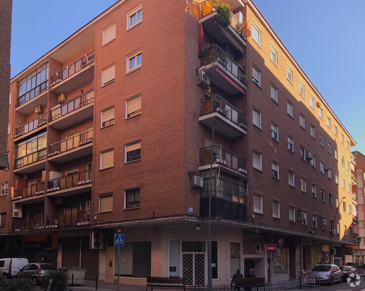 Calle Joaquina Santander, 46, Talavera de la Reina, Toledo à louer - Photo de l’immeuble – Image 3 sur 4