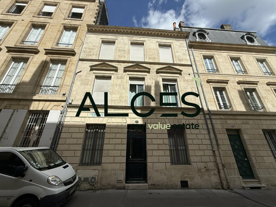 Local commercial dans Bordeaux à louer Photo de l’immeuble– Image 1 sur 2