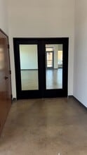 4746 Memphis St, Dallas, TX à louer - Vidéo sur l’annonce professionnelle