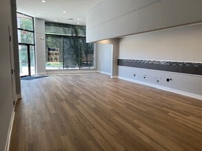 1700 W Diversey Pky, Chicago, IL à louer Photo intérieure– Image 2 sur 6