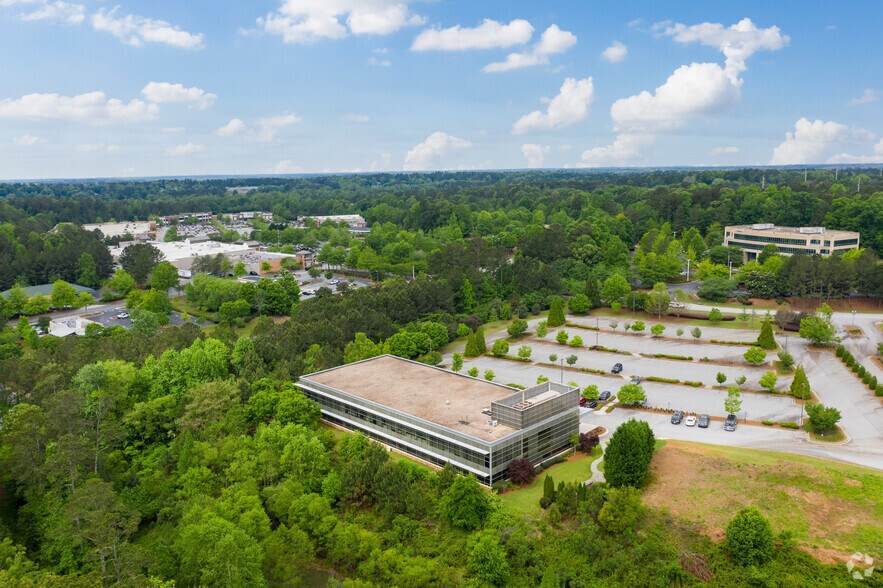 100 World Dr, Peachtree City, GA à louer - Photo de l’immeuble – Image 3 sur 8