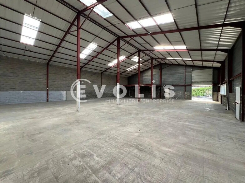 Bureau dans Villefranche-sur-Saône à louer - Photo de l’immeuble – Image 3 sur 10