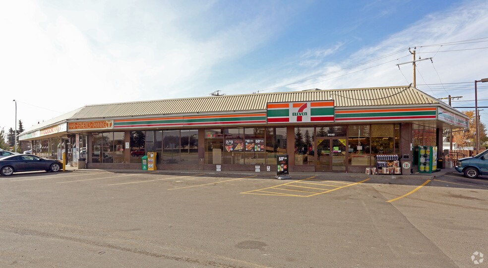 9032 50 St NW, Edmonton, AB à louer - Photo de l’immeuble – Image 2 sur 2