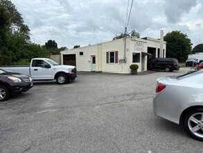 114 Columbia Ave, Willimantic, CT à louer Photo de l’immeuble– Image 1 sur 6