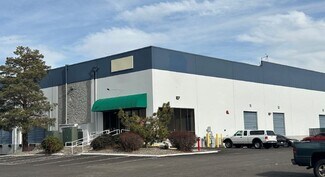 Plus de détails pour 810-830 Meredith Way, Sparks, NV - Industriel/Logistique à louer